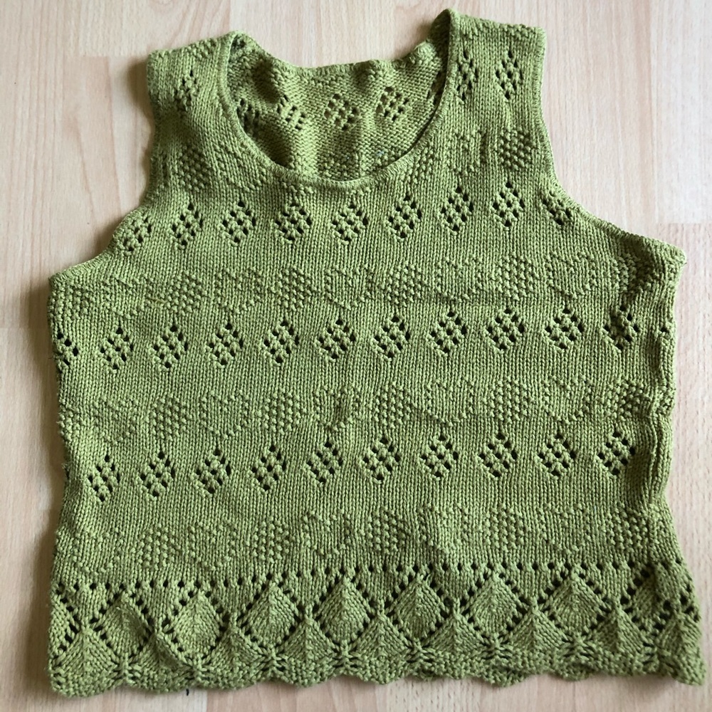 ✨ Crochet Cropped Tank Top✨
